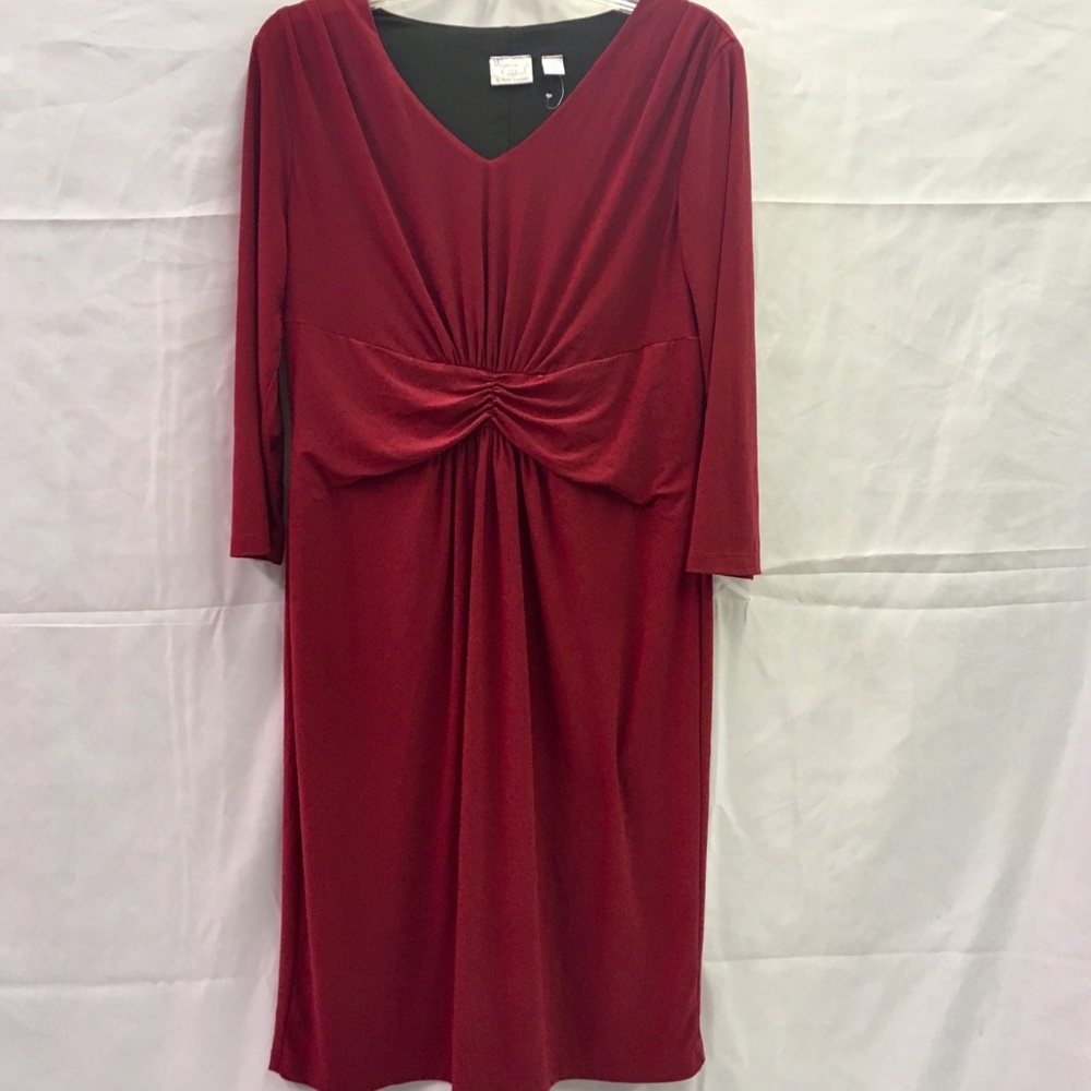 Cute dark red dress